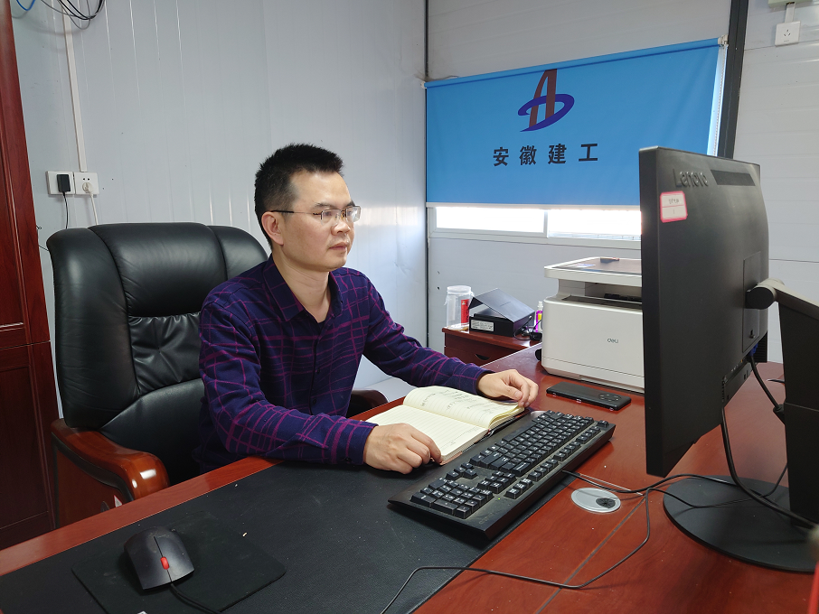 基層職工熱議黨的二十大系列報道（五） ：攻堅克難、奮勇前行，向公司交出一份份高質量答卷！