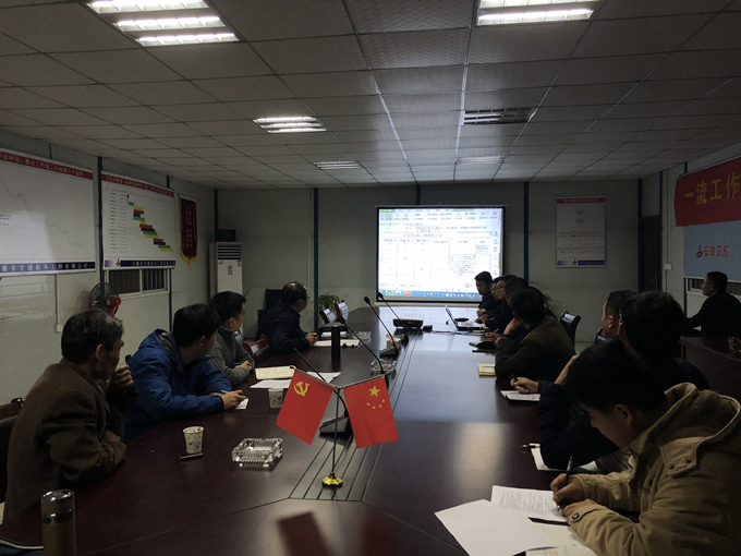 公司劉總一行領導蒞臨沱澮河項目部督查“決戰100天”活動落實情況